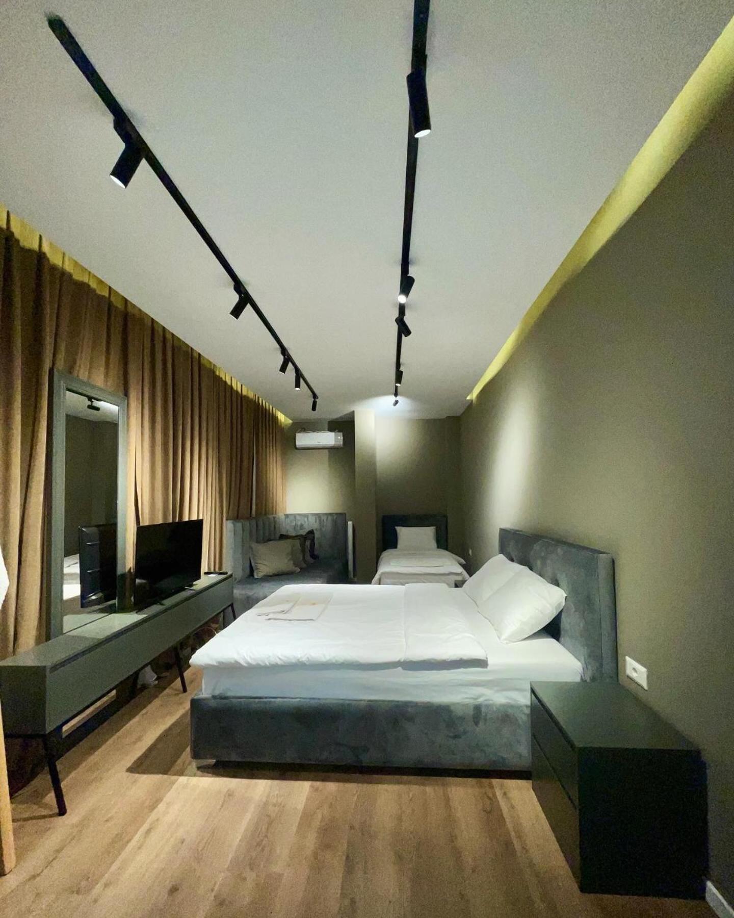 Grand Jnk Boutique Hotel Kukes Exterior foto